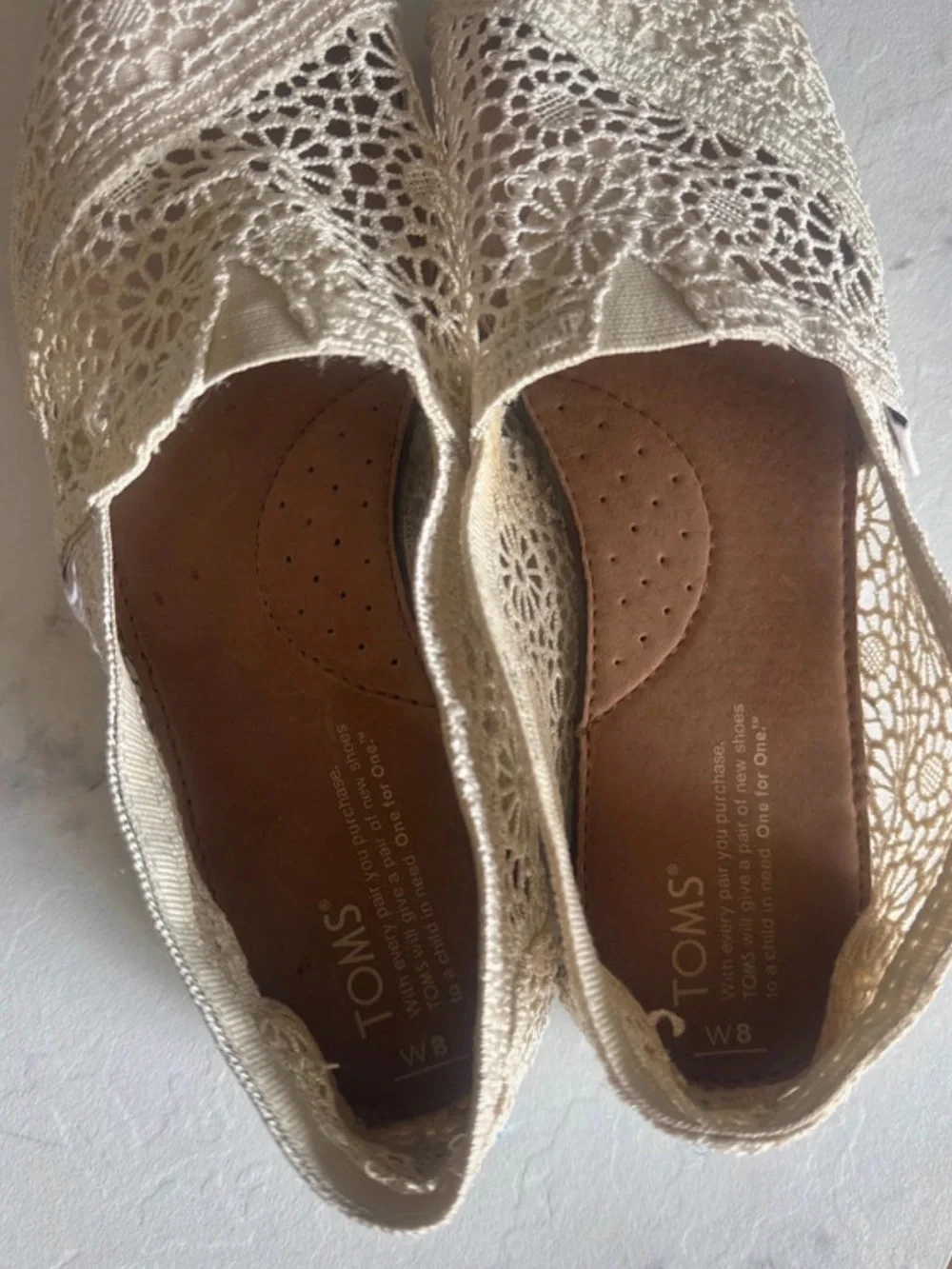TOMS Alpargata Moroccan lace floral Crochet slip on flats Woman’s size 8 slides